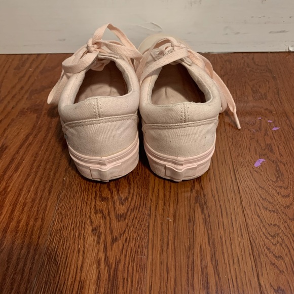 Vans light pink lace up shoes - Picture 2 of 6